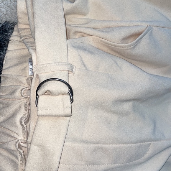 REVAMPED BEIGE BOTTOMS - Picture 3 of 5